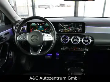 MERCEDES-BENZ CLA 220 4Matic AMG Line