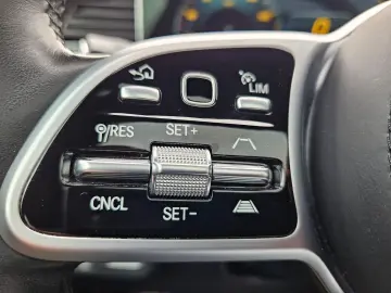 MERCEDES-BENZ GLE 400 d Coupe AMG Line 22