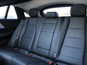 MERCEDES-BENZ GLE 400d 4M AMG Nigh Pano HuD