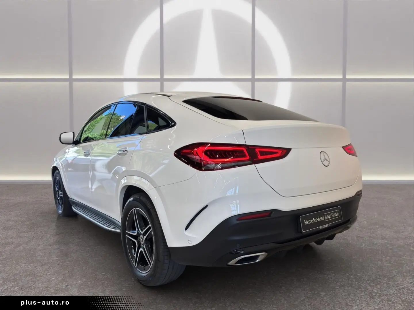 MERCEDES-BENZ GLE 400 d 4M AMG NIGHT PANO AHK