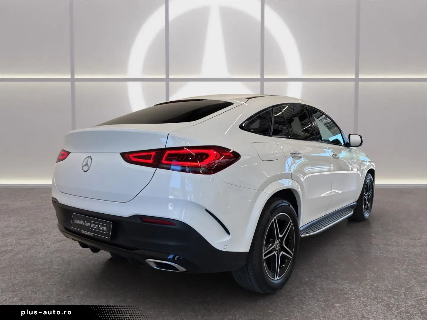MERCEDES-BENZ GLE 400 d 4M AMG NIGHT PANO AHK