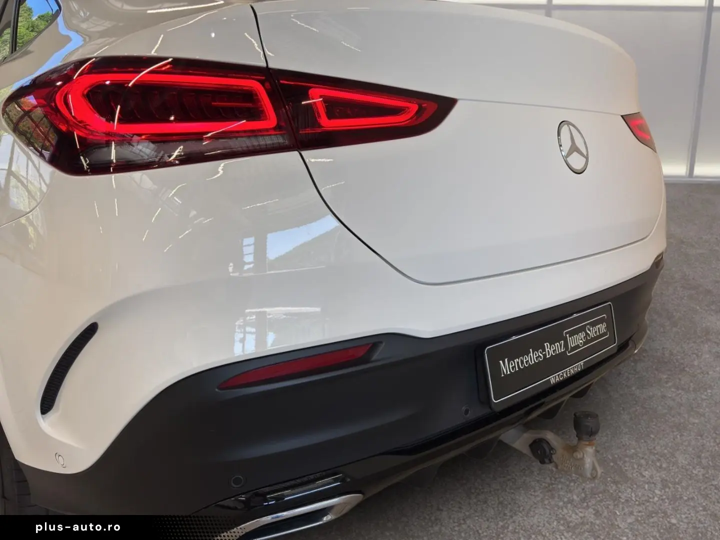 MERCEDES-BENZ GLE 400 d 4M AMG NIGHT PANO AHK