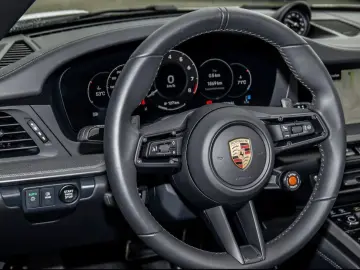 Porsche 992 911 Carrera S Cabriolet InnoDrive Sport Exhaust