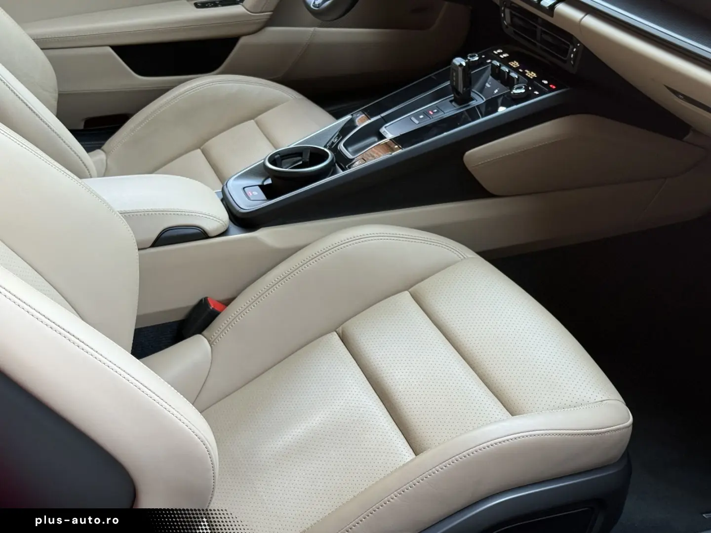 PORSCHE 992 911 Carrera GTS BOSE HA-LENKUNG CARBON VIEW