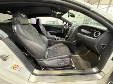 BENTLEY Continental GT 4.0 V8 4WD Automatik Carbon ACC