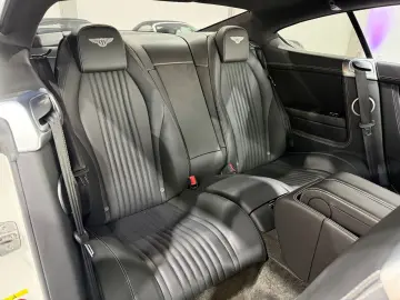 BENTLEY Continental GT 4.0 V8 4WD Automatik Carbon ACC