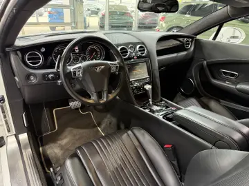 BENTLEY Continental GT 4.0 V8 4WD Automatik Carbon ACC