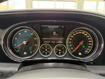 BENTLEY Continental GT 4.0 V8 4WD Automatik Carbon ACC