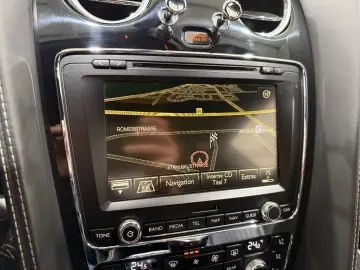 BENTLEY Continental GT 4.0 V8 4WD Automatik Carbon ACC
