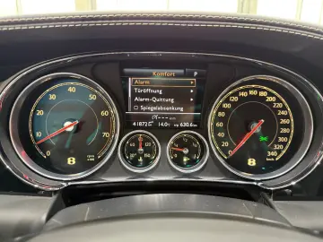 BENTLEY Continental GT 4.0 V8 4WD Automatik Carbon ACC
