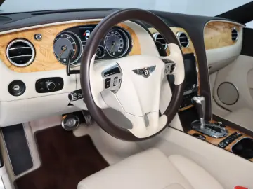BENTLEY Continental GT 6.0 4WD Navi   Xenon