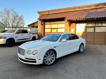 BENTLEY FLYING SPUR SERVICE NEU VOLL NAVI LED GARANTIE