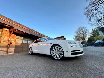 BENTLEY FLYING SPUR SERVICE NEU VOLL NAVI LED GARANTIE