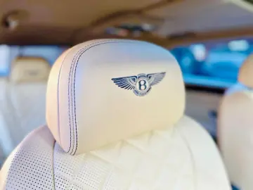 BENTLEY FLYING SPUR SERVICE NEU VOLL NAVI LED GARANTIE