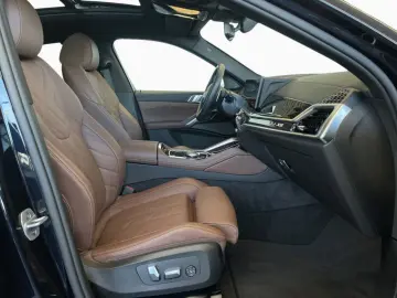 BMW X6 xDr 30d M SPORT SoftCl AHK Pano StHz H K