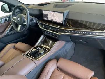 BMW X6 xDr 30d M SPORT SoftCl AHK Pano StHz H K
