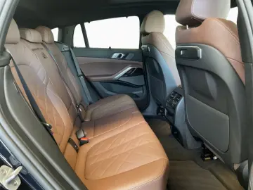 BMW X6 xDr 30d M SPORT SoftCl AHK Pano StHz H K