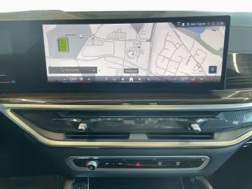 BMW X6 xDr 30d M SPORT SoftCl AHK Pano StHz H K