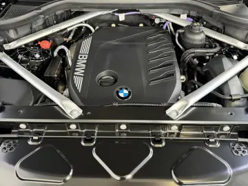 BMW X6 xDr30d M Sport Pro ACC 360 Pano H&K 22Zoll