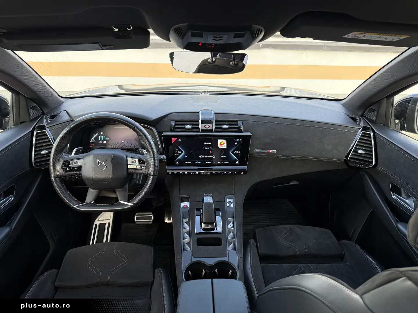 DS 7 Crossback 1.6 PHeV AWD 300 EAT8 PERFORMANCE LINE
