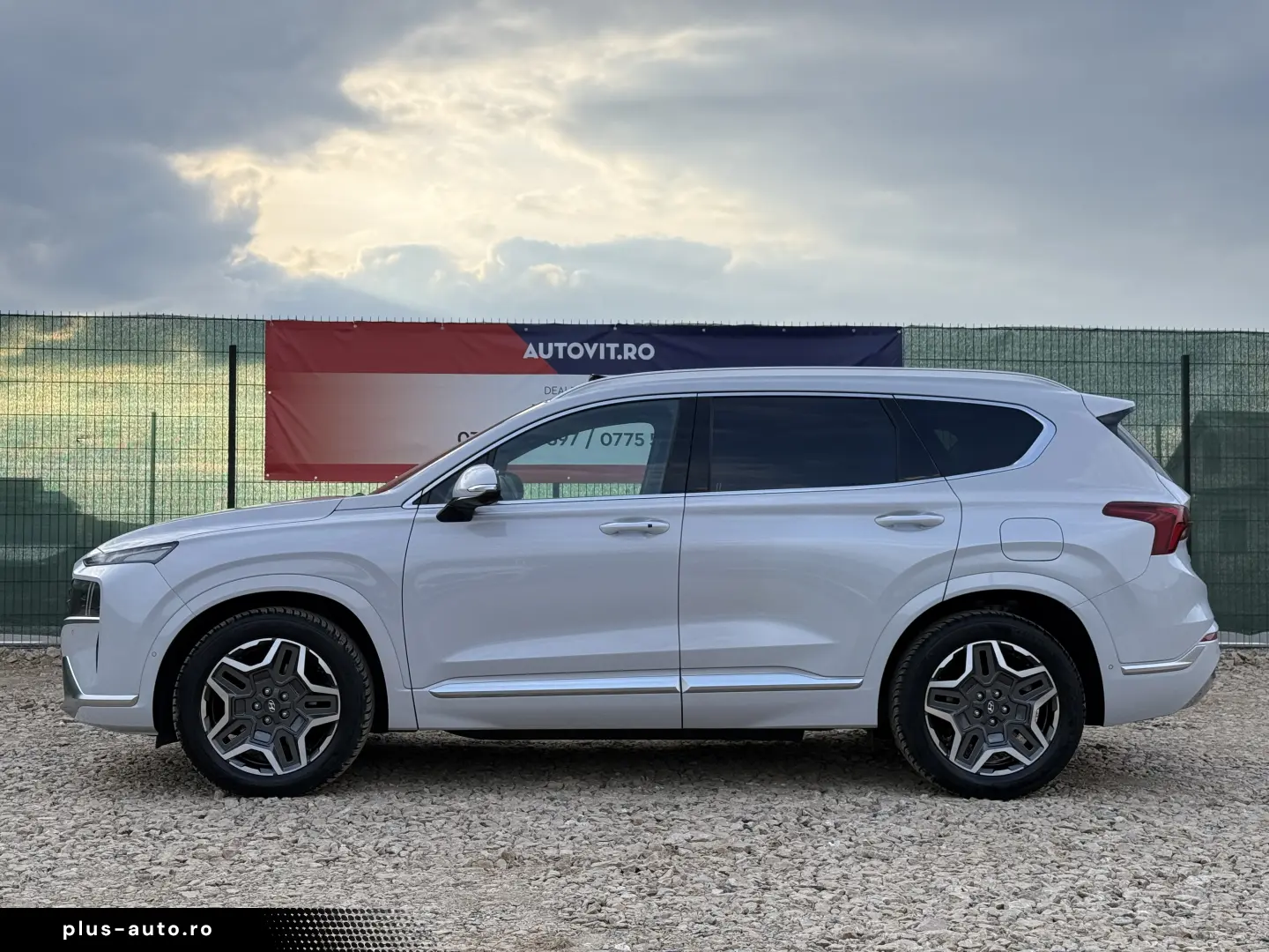 Hyundai Santa Fe 1.6 Plugin-Hybrid 4WD 7 locuri Signature
