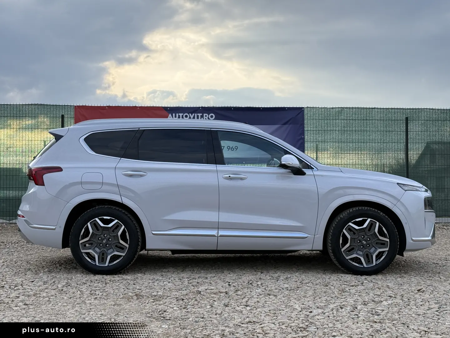 Hyundai Santa Fe 1.6 Plugin-Hybrid 4WD 7 locuri Signature