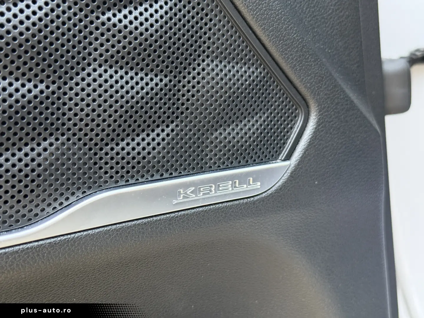 Hyundai Santa Fe 1.6 Plugin-Hybrid 4WD 7 locuri Signature