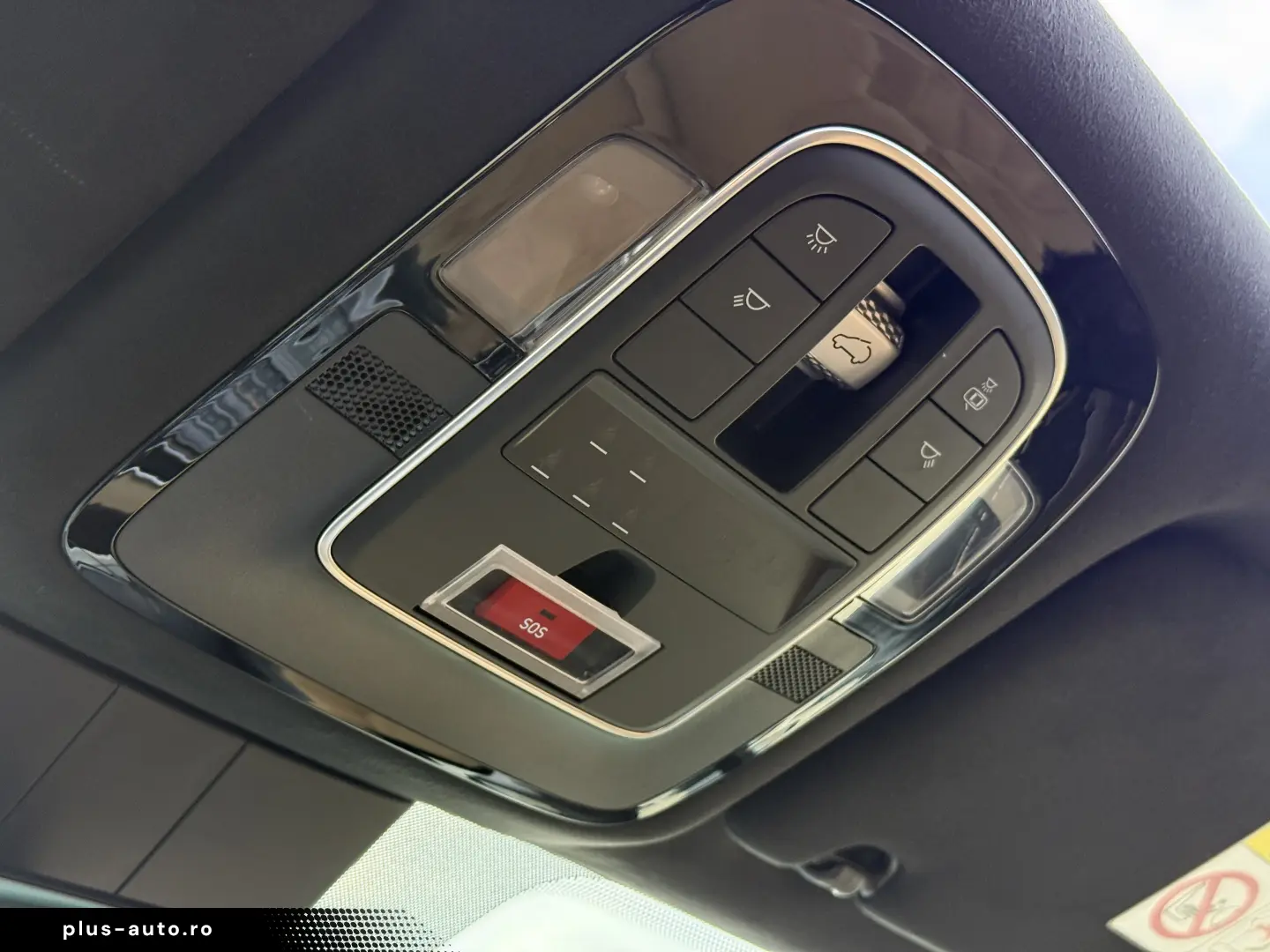 Hyundai Santa Fe 1.6 Plugin-Hybrid 4WD 7 locuri Signature