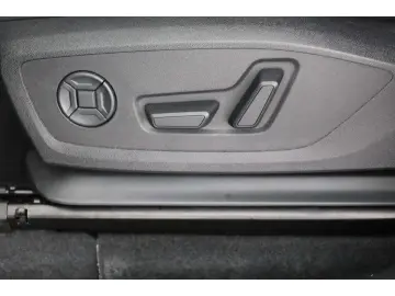 AUDI Q6 e-tron S line 360  20inch; Beifahrerdisp. Matrix