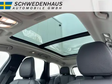 VOLVO XC60 T6 AWD RECHARGE INSCRIPTION EXPRESSION