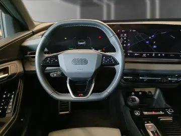 AUDI Q6 e-tron quattro 100kWh S-Line Matrix 360  LM20