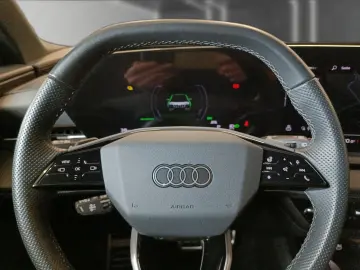 AUDI Q6 e-tron quattro 100kWh S-Line Matrix 360  LM20