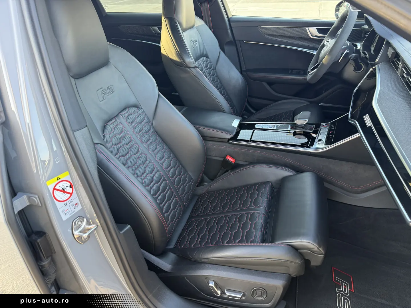 Audi RS6 C8 Alcantara 360 B&O Frane Ceramice Laser Matrix