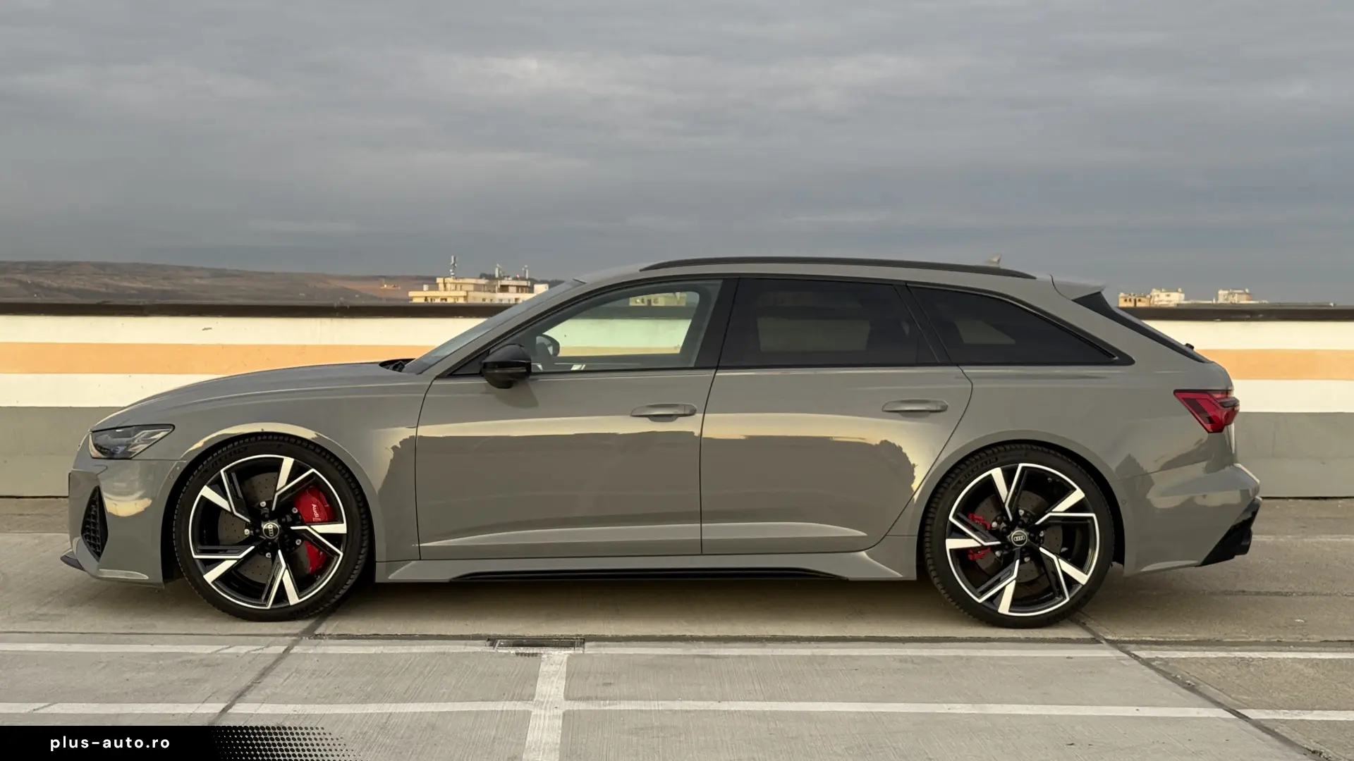 Audi RS6 C8 Alcantara 360 B&O Frane Ceramice Laser Matrix