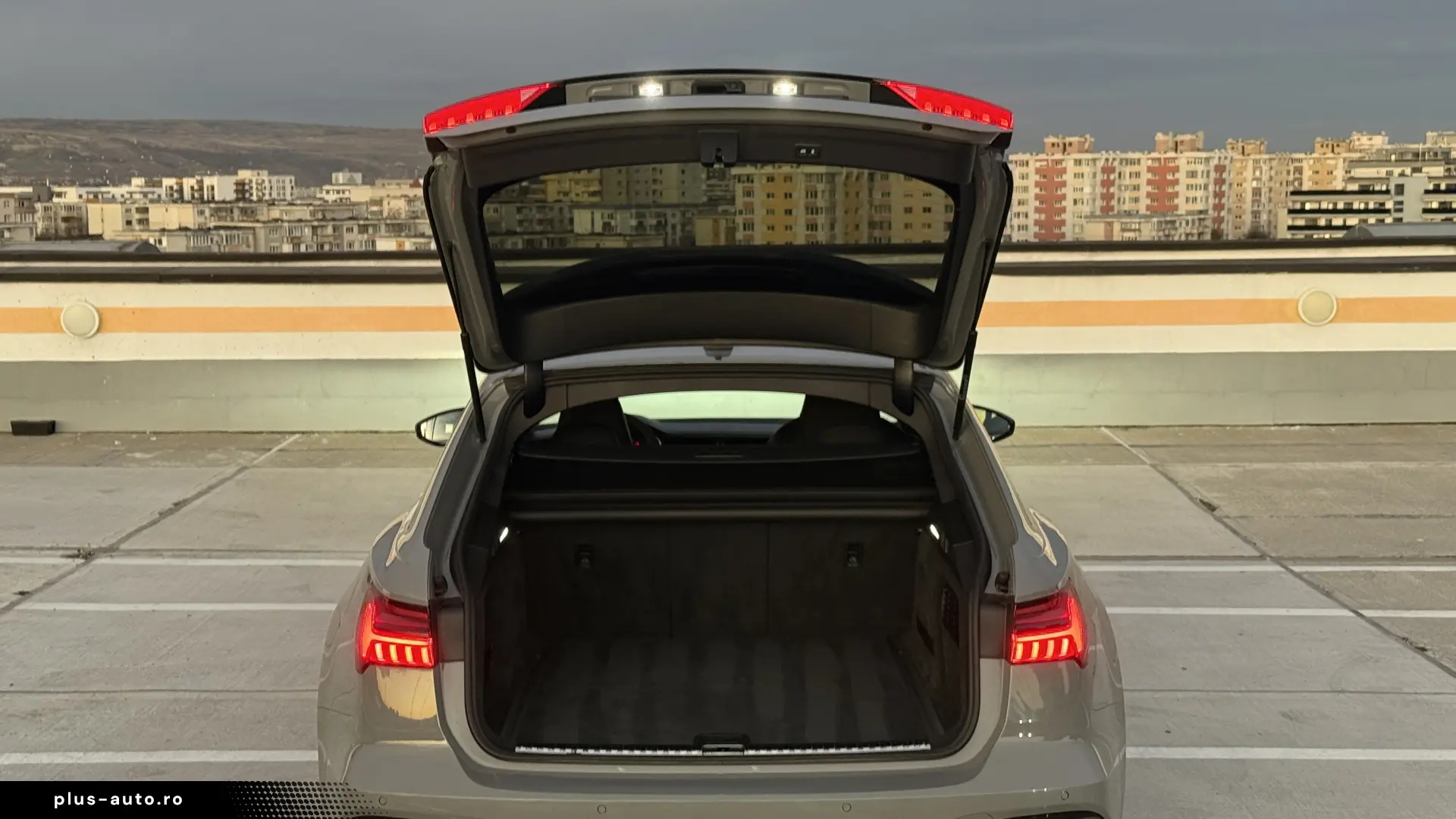 Audi RS6 C8 Alcantara 360 B&O Frane Ceramice Laser Matrix