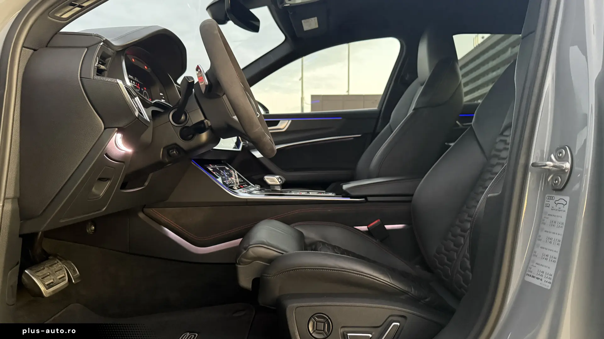 Audi RS6 C8 Alcantara 360 B&O Frane Ceramice Laser Matrix