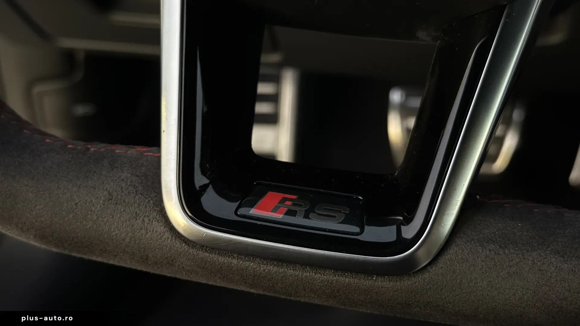 Audi RS6 C8 Alcantara 360 B&O Frane Ceramice Laser Matrix