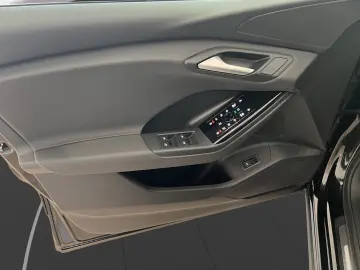 AUDI Q6 e-tron performance LED LM 21  Navi PDC Tempom