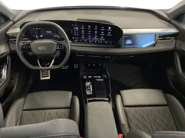 AUDI Q6 e-tron quattro  Matrix Tech plus