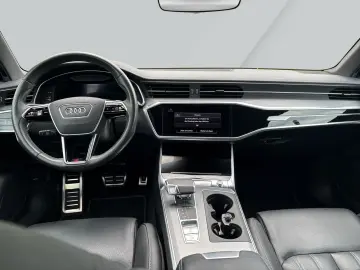AUDI A6 Limousine sport 55 TFSI e quattro HD MATRIX H