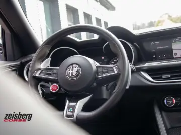 ALFA ROMEO Stelvio QV 2.9l V6 AT8-Q4 Pano vom AR Vertragshä