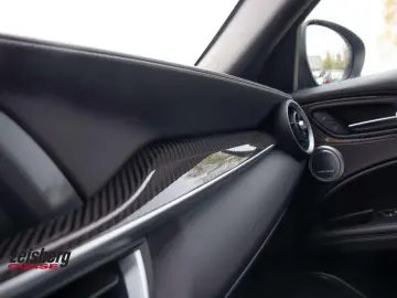 ALFA ROMEO Stelvio QV 2.9l V6 AT8-Q4 Pano vom AR Vertragshä
