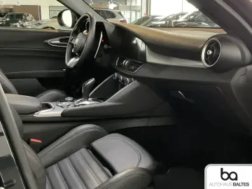 ALFA ROMEO Giulia 2.0 Turbo 16V Veloce Q4 Matrix