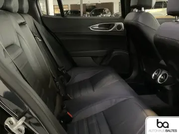 ALFA ROMEO Giulia 2.0 Turbo 16V Veloce Q4 Matrix