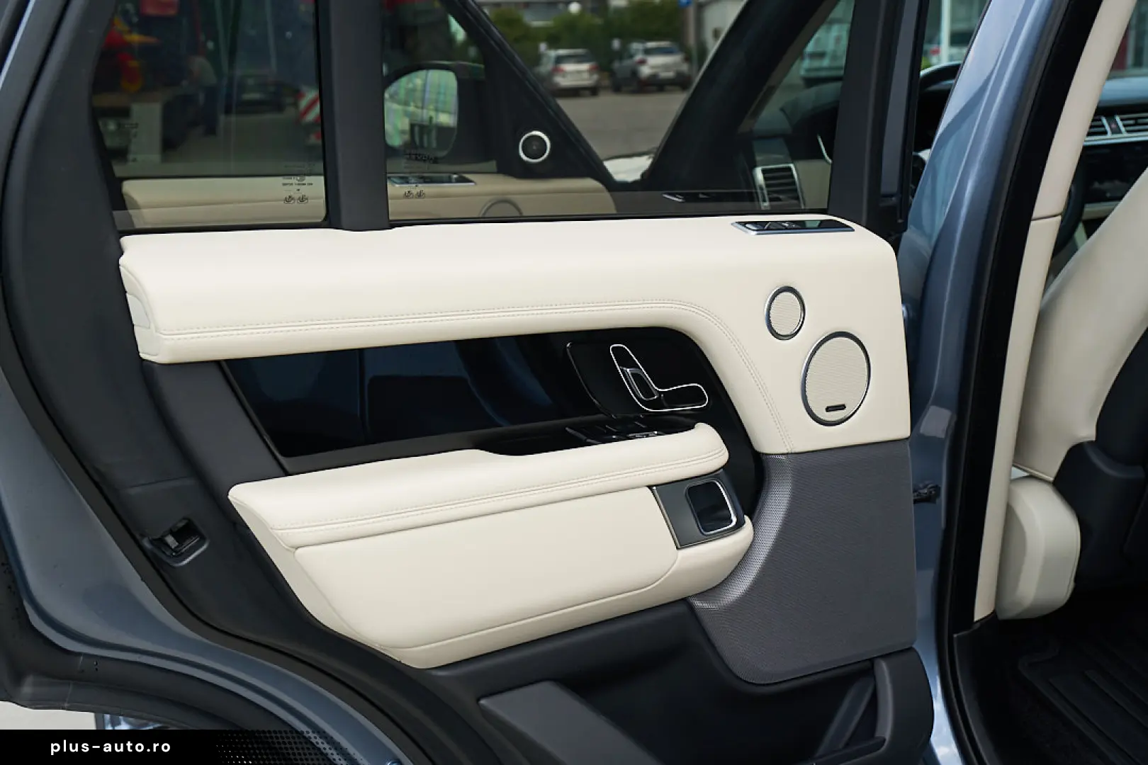 Range Rover 3.0L SDV6 Vogue Int Bej Stoc Timisoara