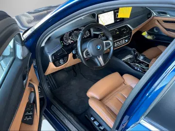 BMW 545 xDrive   M Sport   AHK   360    Leder   AHK