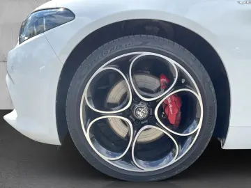 ALFA ROMEO Giulia Veloce Q4