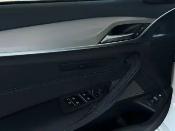 BMW 530e Lim xDrive M Sport LASER AERO SHADOW-LINE