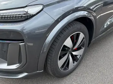 AUDI Q6 e-tron performance ACC B&O HUD AHK