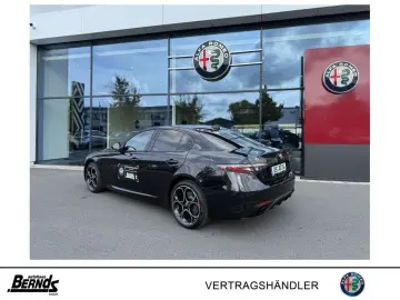 ALFA ROMEO Giulia 2.0T Q4 Veloce LEDER-ROT TECHNO PREMIUM